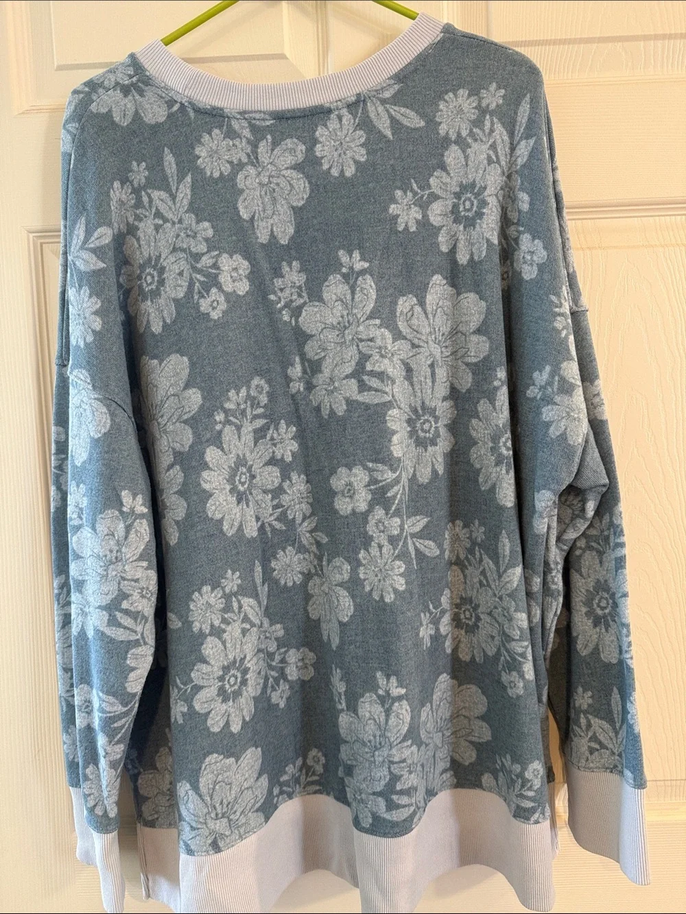 Time and Tru Blue Floral Crewneck Sweater